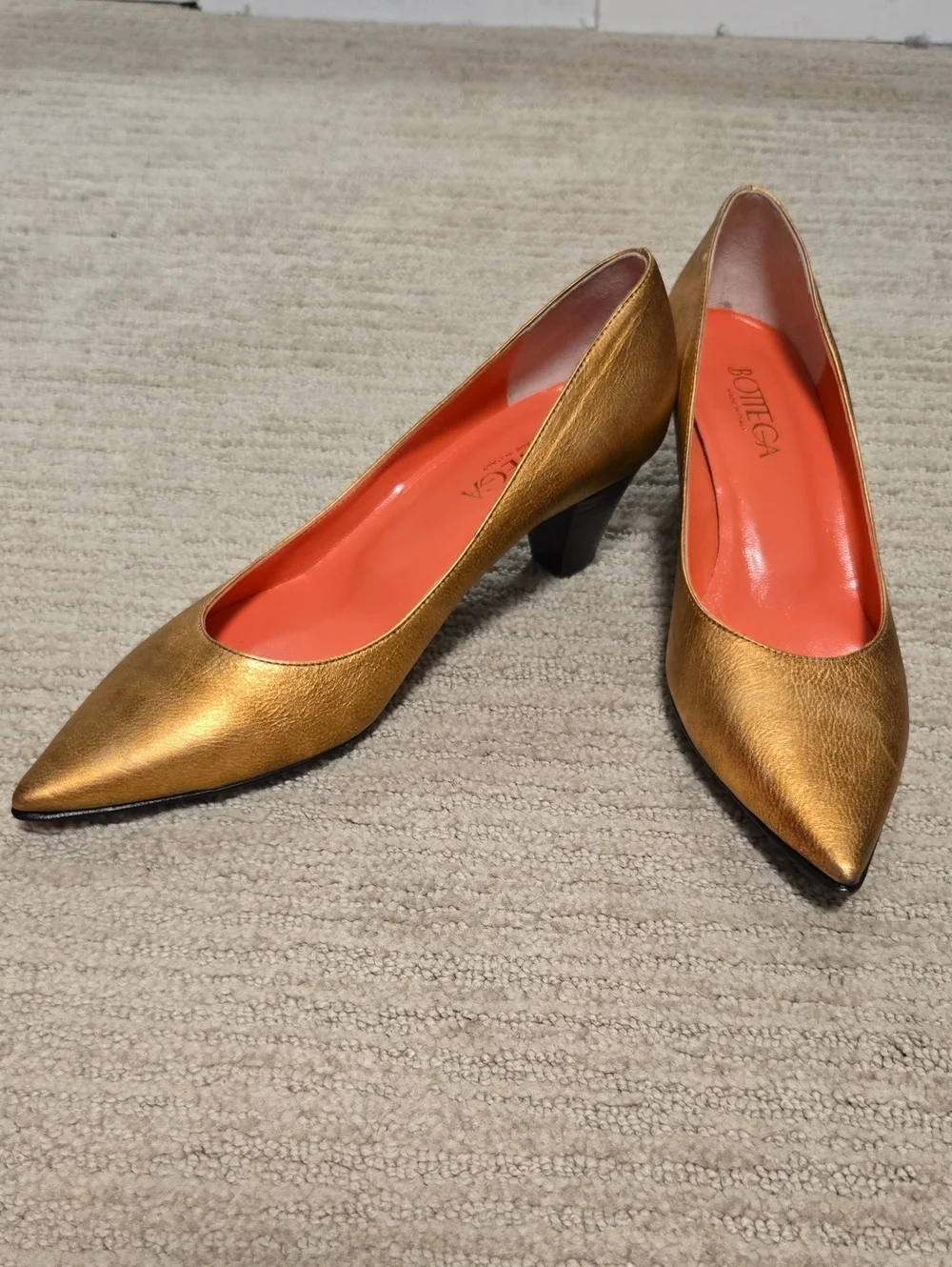 NWOT BOTTEGA by Bottega Veneta Metallic Mid-Heel Pumps-Bronze
